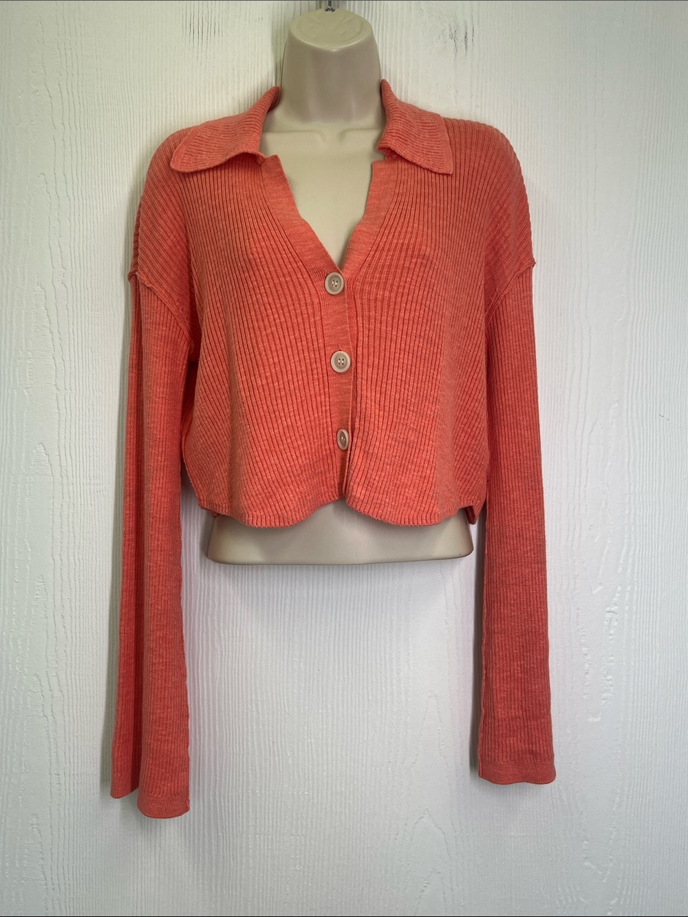Free People - Ella Coral Ribbed Collared Crop Long Sleeve Button Down Sweater SM